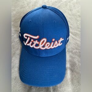 Tour Stretch Tech Hat Lightweight, Fitted Golf Hat  Titleist